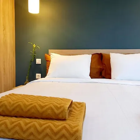 Bella Suite City Center, Parking Thessaloniki Exterior photo